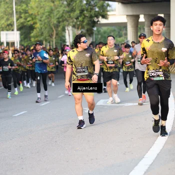 Runner Photo 6428680