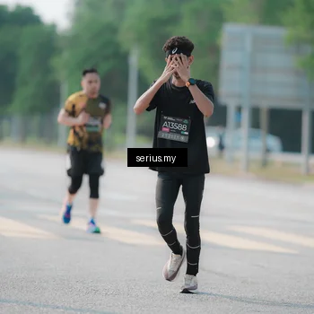 Runner Photo 6428695