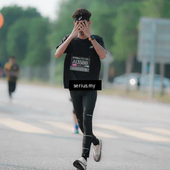 Runner Photo 6428696