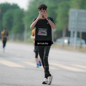 Runner Photo 6428700