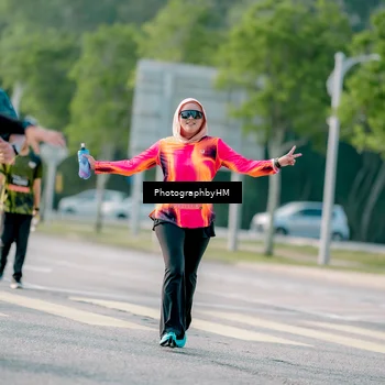 Runner Photo 6428702