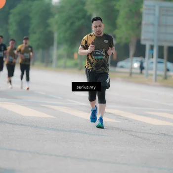 Runner Photo 6428710