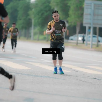 Runner Photo 6428711