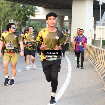 Runner Photo 6428713