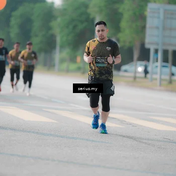 Runner Photo 6428721