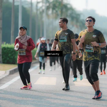Runner Photo 6428723