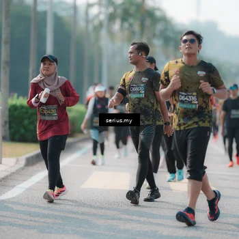 Runner Photo 6428728
