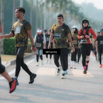 Runner Photo 6428732