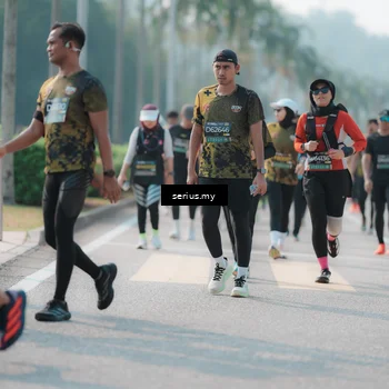 Runner Photo 6428737