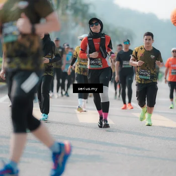 Runner Photo 6428739