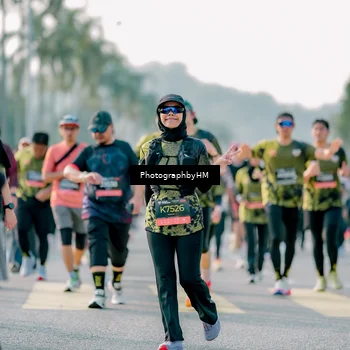 Runner Photo 6428753