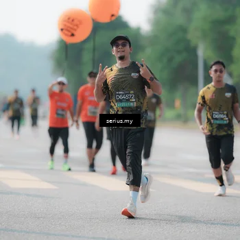 Runner Photo 6428776