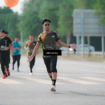 Runner Photo 6428787