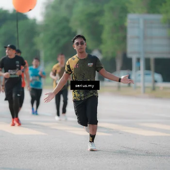 Runner Photo 6428790