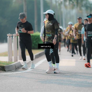Runner Photo 6428801
