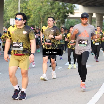 Runner Photo 6428817