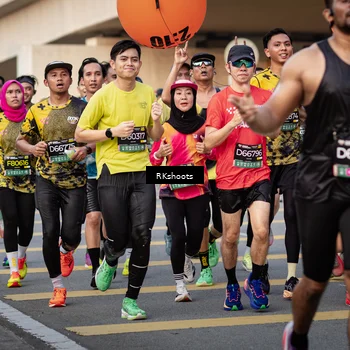 Runner Photo 6428825