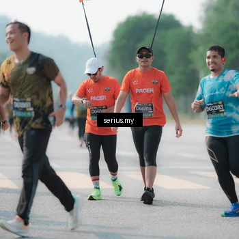 Runner Photo 6428840