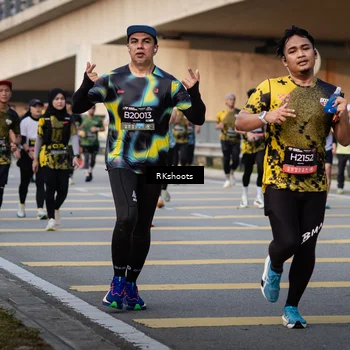 Runner Photo 6428844