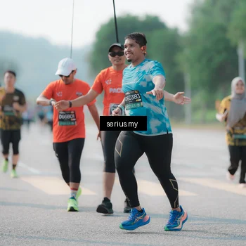 Runner Photo 6428845