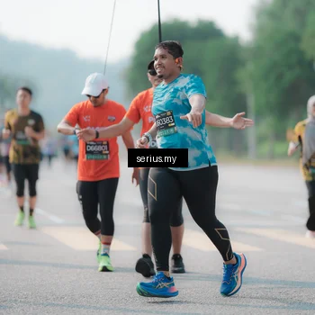 Runner Photo 6428851