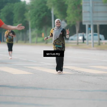 Runner Photo 6428863