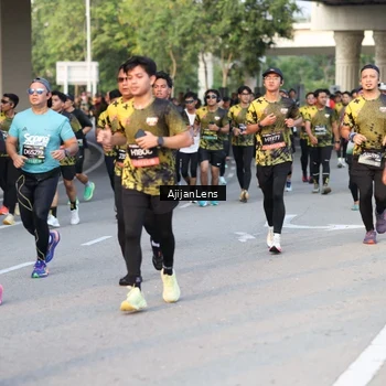 Runner Photo 6428868