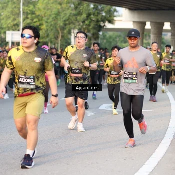 Runner Photo 6428871
