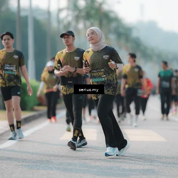 Runner Photo 6428889