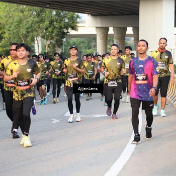 Runner Photo 6428890