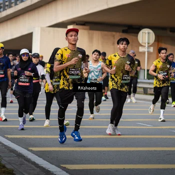 Runner Photo 6428892