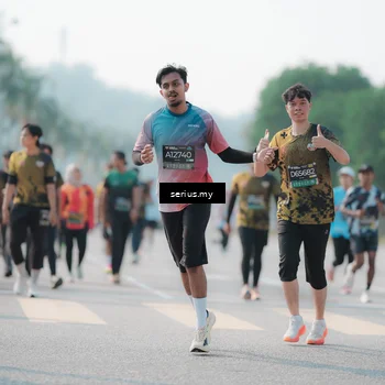 Runner Photo 6428900