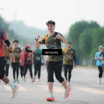 Runner Photo 6428911