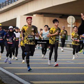 Runner Photo 6428918