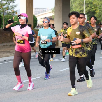 Runner Photo 6428921