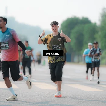 Runner Photo 6428922