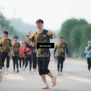 Runner Photo 6428931