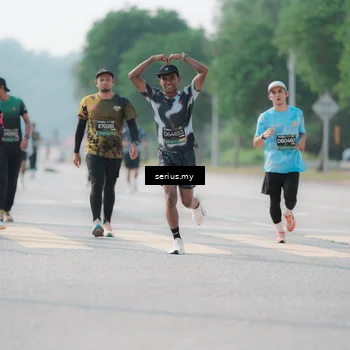 Runner Photo 6428935