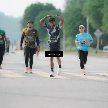 Runner Photo 6428936