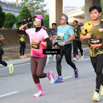 Runner Photo 6428937