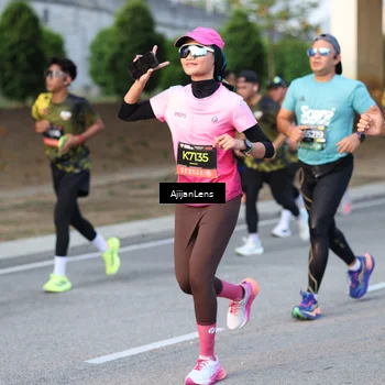 Runner Photo 6428962