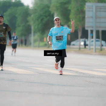 Runner Photo 6428965