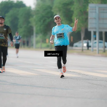 Runner Photo 6428971