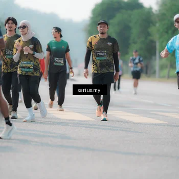 Runner Photo 6428972