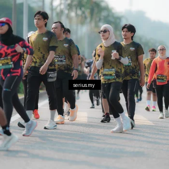 Runner Photo 6428984