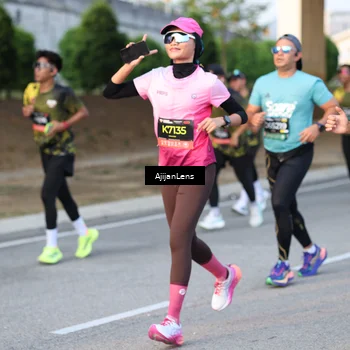 Runner Photo 6428986