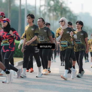 Runner Photo 6428990