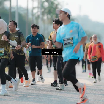 Runner Photo 6429003