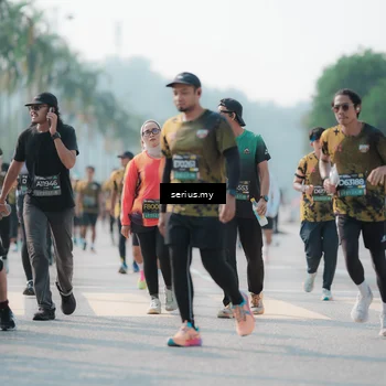 Runner Photo 6429023