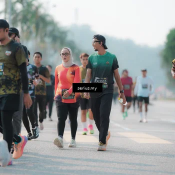 Runner Photo 6429038